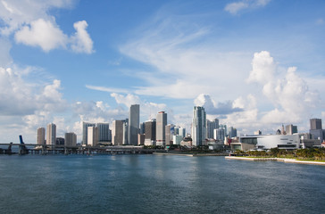Fototapeta na wymiar Skyline of Downtown Miami