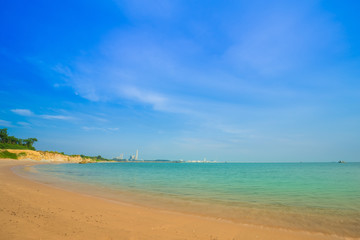 Fototapeta na wymiar Sai Thong Beach, sea at Rayong, Thailand