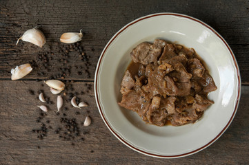 Fried sliced pork with garlic and pepper