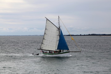 Obraz premium Sport nautique et plaisance à Port-Navalo.