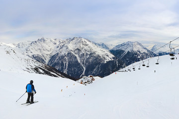 Fototapeta na wymiar Mountains ski resort Solden Austria