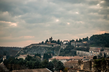 Vue sur la cité de Villeneuve-lès-Avignon du Fort Saint-André