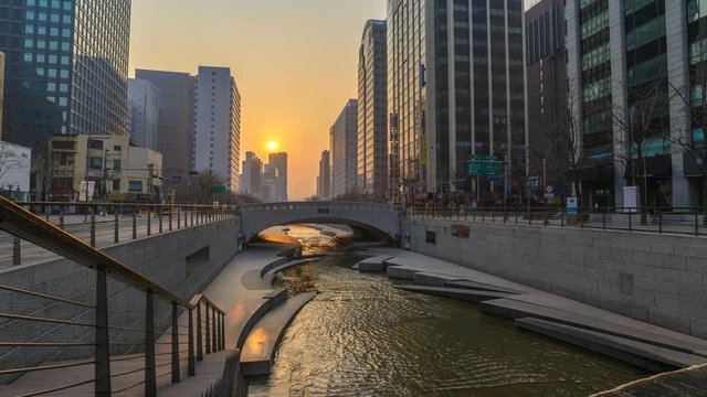 Sunrise timelapse at Cheonggyecheon Stream, Seoul, South Korea, 4K Time lapse