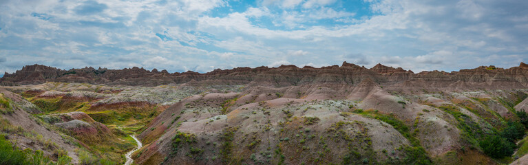 Fototapeta na wymiar Panorama of Yellow Mounds in Badlands National Park 