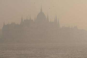 Fototapeta na wymiar Smog settled over Budapest