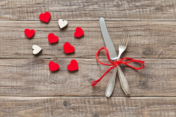 Tischdekoration zum Valentinstag