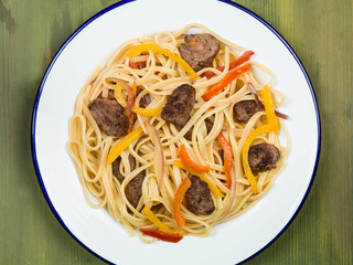 Linguine Pasta With Sausage and Peppers