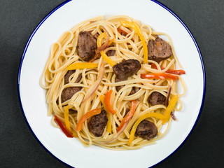 Linguine Pasta With Sausage and Peppers