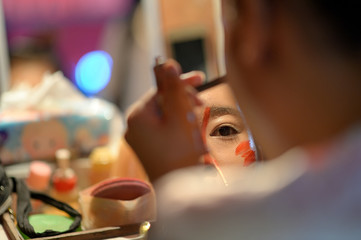 Chinese opera makeup