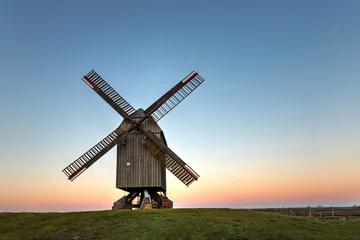 Papier Peint photo autocollant Moulins Bockwindmühle im Sonnenuntergang