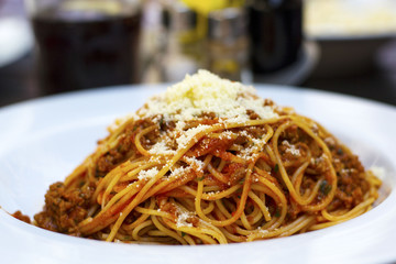 Spaghetti bolognese with cheese 