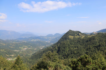 wonderful views of the valley and the mountains to the city of V
