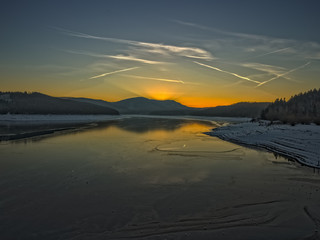 Fototapeta premium Sonnenuntergang an der Granetalsperre