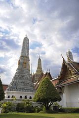 Fototapeta premium view of famous religion temple wat phra prakaew grand palace in Bangkok Thailand