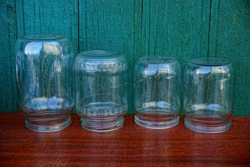 Банки стеклянные