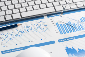 Preparing average sales report