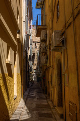 Fototapeta na wymiar picturesque narrow road in Aix-en-Provence
