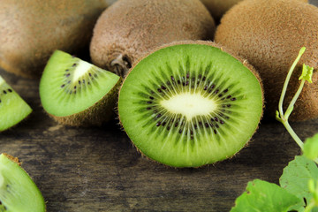 whole and sliced kiwi, healthy food, tropical fruit
