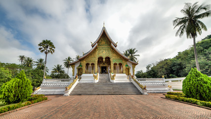 Obraz premium Luand Prabang, Laos - December 3, 2015: Royal Palace Museum of Luang Prabang city in Laos (The Royal Palace Museum)