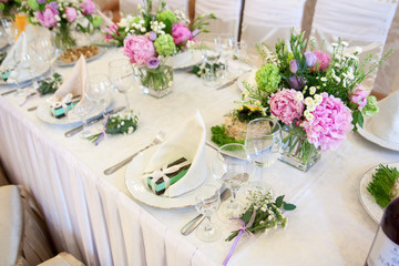 Украшение свадьбы цветами