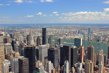 Fototapeta na wymiar New York City from the Empire State Building