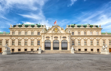 Fototapeta na wymiar A woderful front view of Belvedere palace in Vienna