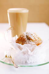  almond muffin and coffee latte
