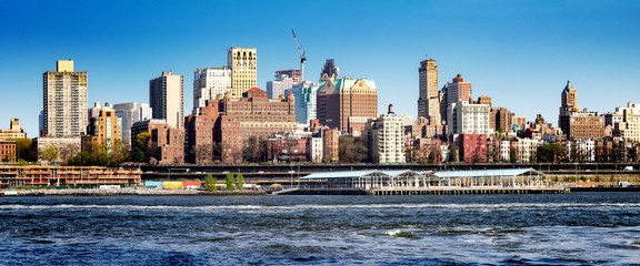 Vue sur les toits du centre-ville de Brooklyn à New York City NYC