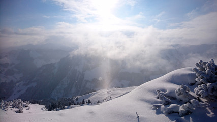 Fototapeta na wymiar Beautiful winter view on top of the mountains