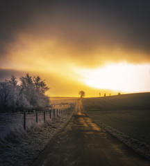 Fototapeta premium Sonnenaufgang im Winter