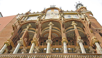 Fototapeta na wymiar Detalles arquitectónicos del Palau de la Música de Barcelona