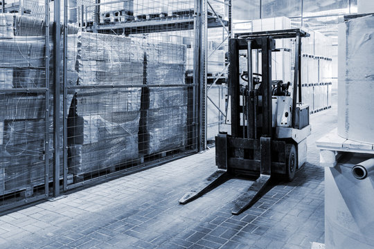autoloader in warehouse