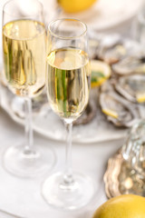 Champagner und austern 