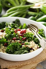 Gordijnen Healthy kale and quinoa salad © fahrwasser