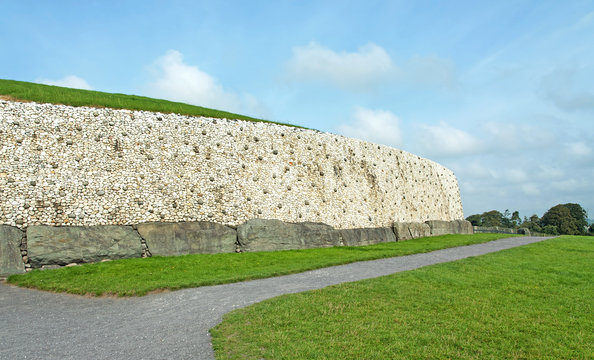 Newgrange in the Boyne Valley is a 5000 year old Passage Tomb. Co. Meath, Ireland
