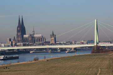 Fototapeta premium Cologne, Rhine, Severins bridge, road traffic, winter 