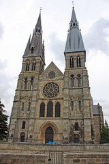 Fototapeta na wymiar Notre-Dame-en-Vaux church, Chalons-en-Champagne, France