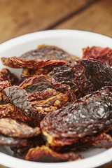 Italian style dried tomatoes