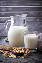 Non-dairy vegan oat milk