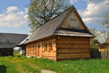 Drewniany dom na Podhalu - obrazy, fototapety, plakaty