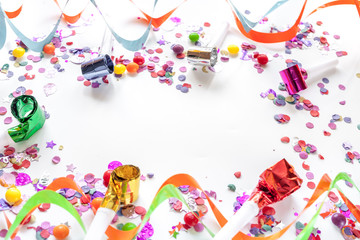 Obraz premium concept birthday party on white background top view pattern