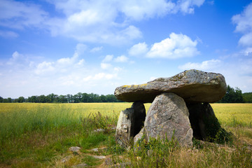 Dolmen de La Lue, Berneuil, France