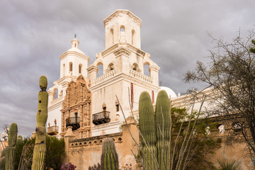 Fototapeta na wymiar San Xavier del Bac Mission outside Tucson Arizona