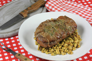 rôti d'agneau et flageolets 25012017