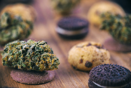 Cannabis nugs over infused chocolate chips cookies - medical mar