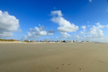 Fototapeta na wymiar beach of the Touquet , côte d opale, pas de Calais ,hauts de France , France 