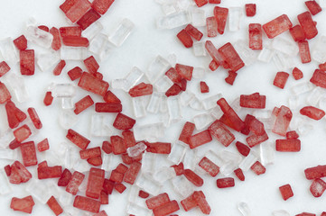 sprinkles rojos y blancos