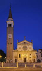 Fototapeta na wymiar Church of Santa Maria Assunta in Mogliano Veneto. Italia
