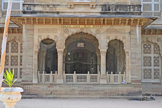 Vijay Vilas Palace, Mandvi