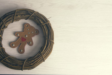 hanging bear and vine wood